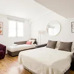 Amazing Artois Champs Elysees Apartment *